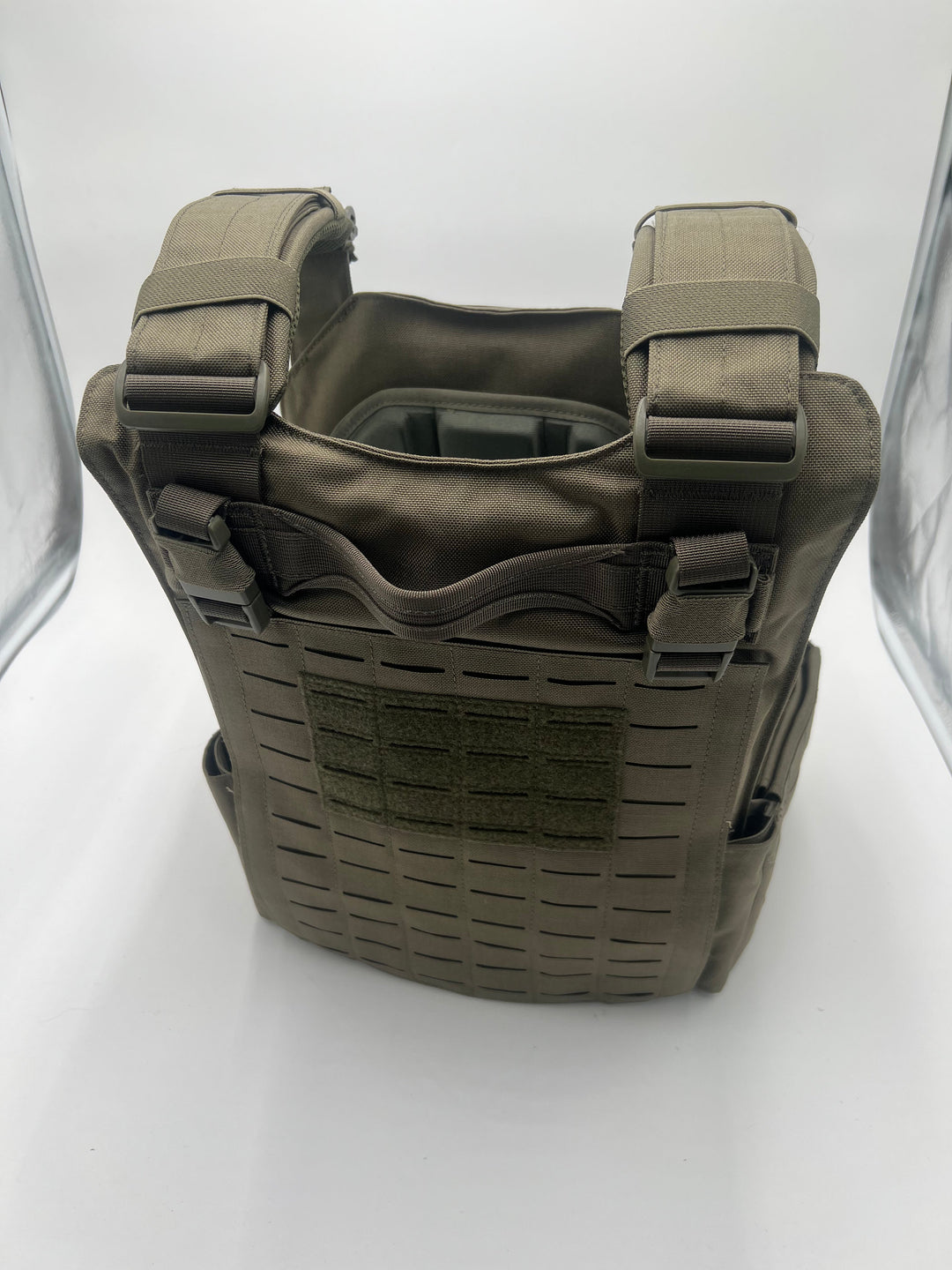 Redemption Tactical® Crusader 2.0 XL V4 Plate Carrier w/ Side Cummerbund