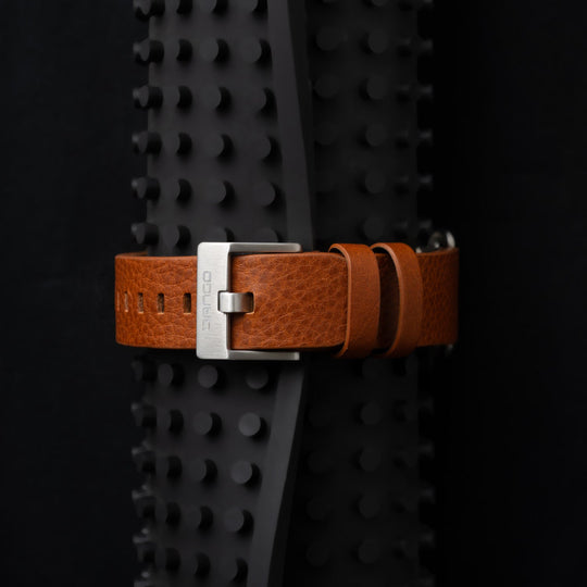 Dango: CR-01 - CHRONO WATCH WITH ITALIAN LEATHER STRAP - WHISKEY BROWN