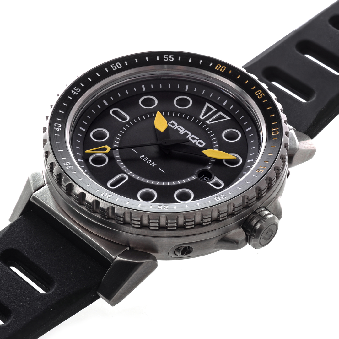 Dango: DV-01 - DIVE WATCH WITH SILICONE SPORT STRAP