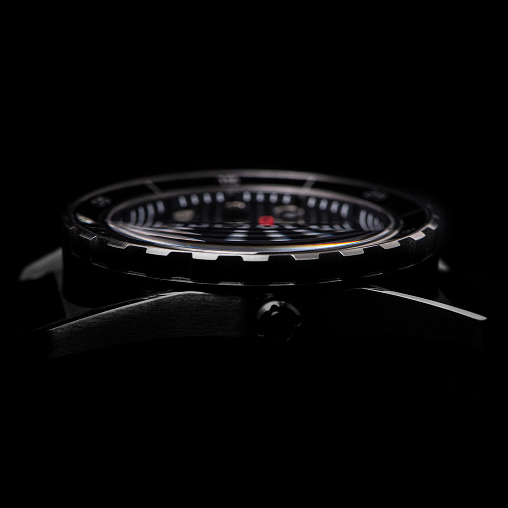 Dango: DV-02 - AUTOMATIC DIVE WATCH WITH SILICONE SPORT STRAP