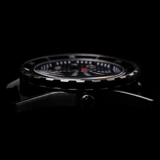 Dango: DV-02 - AUTOMATIC DIVE WATCH WITH SILICONE SPORT STRAP