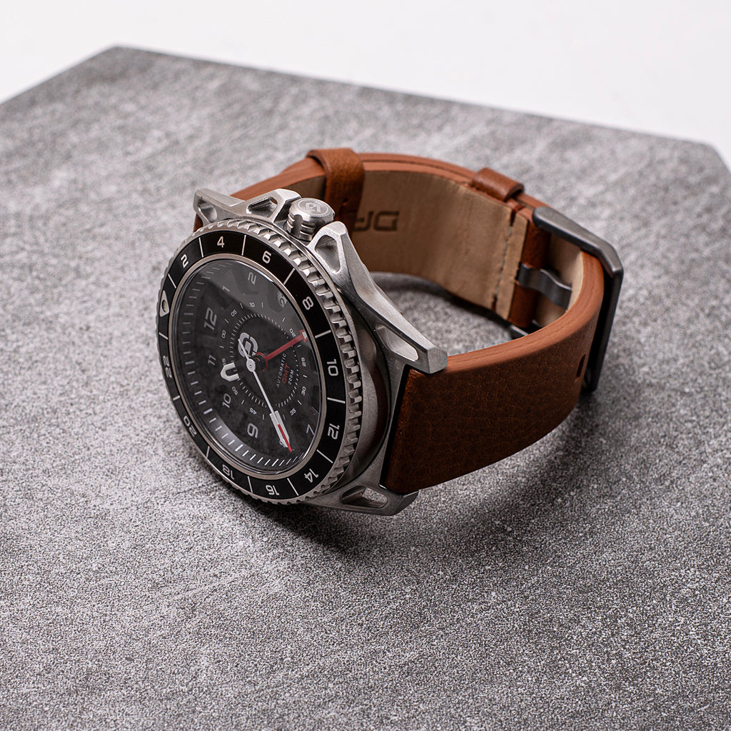 Dango: GMT-01 - AUTOMATIC GMT WATCH WITH ITALIAN LEATHER STRAP
