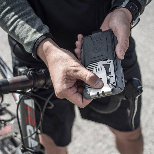 Dango: MT03 COMB & CLIP MULTI-TOOL