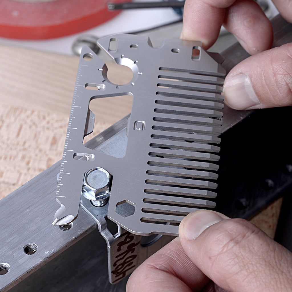 Dango: MT03 COMB & CLIP MULTI-TOOL