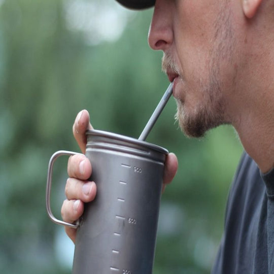 VARGO: TITANIUM STRAW